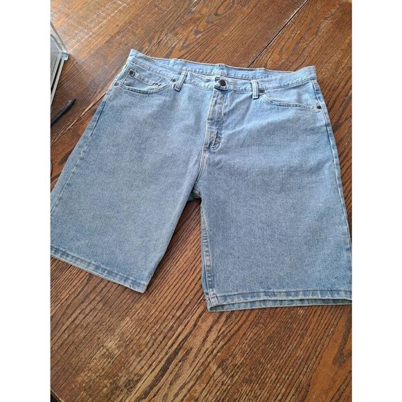Wrangler Other - 38" Waist Wrangler Relaxed Fit Cotton Denim Blue Jean Shorts  Pockets Belt Loops